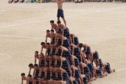 【画像】最近の組体操、昔と比べてレベルが違いすぎるｗｗｗｗ