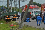 下校中の小学生の列にトラックが突っ込む　2人死亡､3人意識不明の重体　運転手の男(60)を逮捕 。飲酒運転の模様