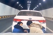 中国のトンネル内で発生した交通事故、ひどすぎるｗｗｗｗ