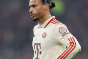 コンパニ監督の下で出場機会減少中のサネ…注目集まる去就に「今はバイエルンのことだけを考えている」