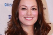 【画像あり】牧瀬里穂　優雅なドレス「めっちゃ美しい」