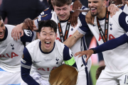 人種差別？トッテナムでEL優勝のソン・フンミン、主将なのに優勝メダルを受け取れず物議
