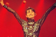 BABYMETAL / Road of Resistance　“そのモッシュピットはフェイクだ…”　【海外の反応】