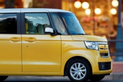 ホンダ｢N-BOX｣､買ってわかった売れる理由　ダイハツ「タント」との違い