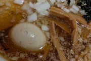 【画像】ラーメンが来た