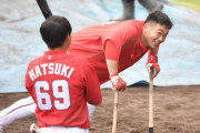 カープ林晃汰「まずはサードでレギュラーを取る」中村奨成「今年はすごくチャンスがある」