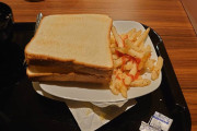 【朗報】快活クラブ、朝食がバイキングの食べ放題になっていた！