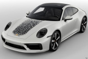 ポルシェ 911 に究極のパーソナライズ…オーナーの指紋を車体に大きく印刷