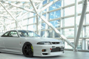GT-Rって顔面はR33が一番かっこいい