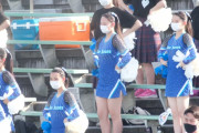 【朗報】高校野球応援チアガールさん、体のラインがくっきりの衣装で踊ってしまう