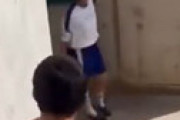 【動画】 男子学生さん、同級生の女子にお●ん●んを見られてしまう・・ 衝撃動画が流出