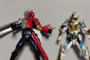 装動 仮面ライダーガッチャード買ったけどシールが多い････
