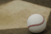 初めて野球のボール触ったんだけどマジ興奮してるんだがマジで石だぞ！あと