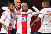 【CL】ユナイテッド撃破のPSG、選手たちがドレッシングルームで歓喜