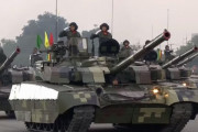 タイ王国陸軍がカンボジア国境紛争地帯にT-84オプロート戦車隊を投入した模様！