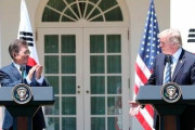 【韓国の反応】トランプ「ムンは弱い指導者」、青瓦台「前職者の発言には対応しない」
