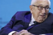 キッシンジャー氏警告、米中修復に待ったなし－世界大戦並みのリスク