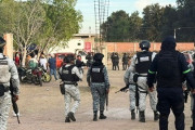 メキシコのサッカー場で銃撃戦…11人が死亡、12人が負傷　麻薬カルテルの抗争か？