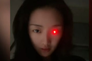 【かっけぇ】中国の女性義眼技師さん、厨二が喜びそうな「目が光るデバイス」を開発してしまう