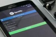 無料で音楽を楽しむならSpotify、サブスク加入するならApple Music