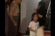 【動画】中国少女、親のスマホでゲームしてたら詐欺師に全財産を盗まれてしまい地獄のような空気にｗｗｗｗｗ