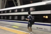 【画像】中国さん 「寝台付きの新幹線走らせたら面白くね？」　→結果ｗｗｗｗｗｗｗｗ