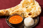 【悲報】インドカレーの宅配頼んだらナンじゃなくてライスで来た