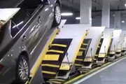 【動画】車を斜めにして省スペース駐車を可能にした中国のアイデアがすごい。