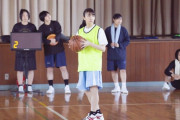 欅坂46小林由依、11/13公開映画『さくら』国内俳優人気No.1の小松菜奈とバスケをするシーンが解禁！