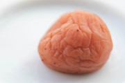 若者の梅干し離れが深刻　「梅干しは酸っぱいから嫌い」