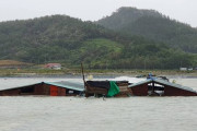 【悲報】韓国人「台風１０号の影響で韓国の天日塩田が水没‥9月の塩生産を放棄に」　韓国の反応