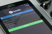 今までSpotifyにハイゾレ対応イヤホンで聞いてたけど