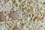 韓国人「韓国式天ぷらうどんが『天ぷらうどんの見かけ』をしていないと炎上！」これはうどんなのですか？　韓国の反応