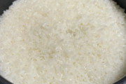 電気圧力鍋買った者やが白米炊いたら普通に美味いぞ?