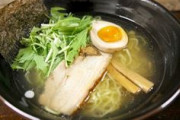 塩ラーメンってインスタント以外じゃ食わなくね？
