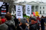 海外「アメリカの70都市でイランとの戦争反対と平和を訴えるデモが発生する」