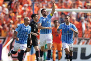 横浜FC、ホームで清水に2発完封勝利！【J2第16節】