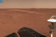 中国国家航天局、火星地表を移動する探査車「祝融」撮影の新たな画像公開！