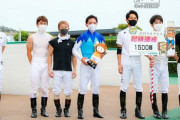 【仲間に囲まれ嬉しそうｗ】川田騎手1500勝達成　岡部、横典を上回るスピード記録