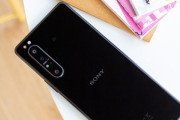 ワイ、Xperia1 II SOG01を購入