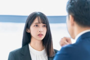 【悲報】女上司「ちゃんとシャツ洗ってる？臭いひどいよ？」ワイ「大丈夫です・・・・」