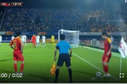 サッカー中国代表、とんでもないコーナーキックを蹴ってしまう