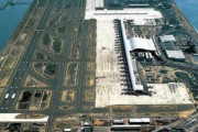 外国人「日本の関西国際空港って上から見るとこんな感じらしいぜ」