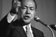 【画像】田中角栄「日本全国に新幹線を通したい。四国にも日本海側にも作る」