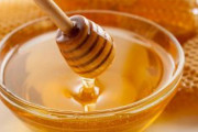 海外「日本がニュージーランド産ハチミツを輸入禁止にすると警告。発がん性物質を検出」
