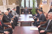 【衆院予算委】野党側「予算案の採決応じられず」委員長の解任決議案検討　安住「審議が足りない」