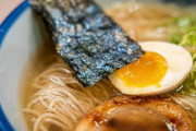 【悲報】ワイ、ラーメン屋で持参のマヨネーズをかけたら店主に怒鳴られる…