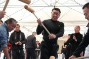 六代目山口組の餅つき大会の様子がこちら