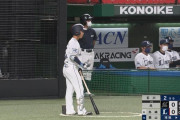 【悲報】西武外崎、謎の途中交代