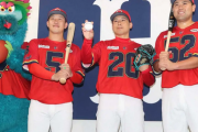 広島カープ、とんでもないユニフォームを発表する